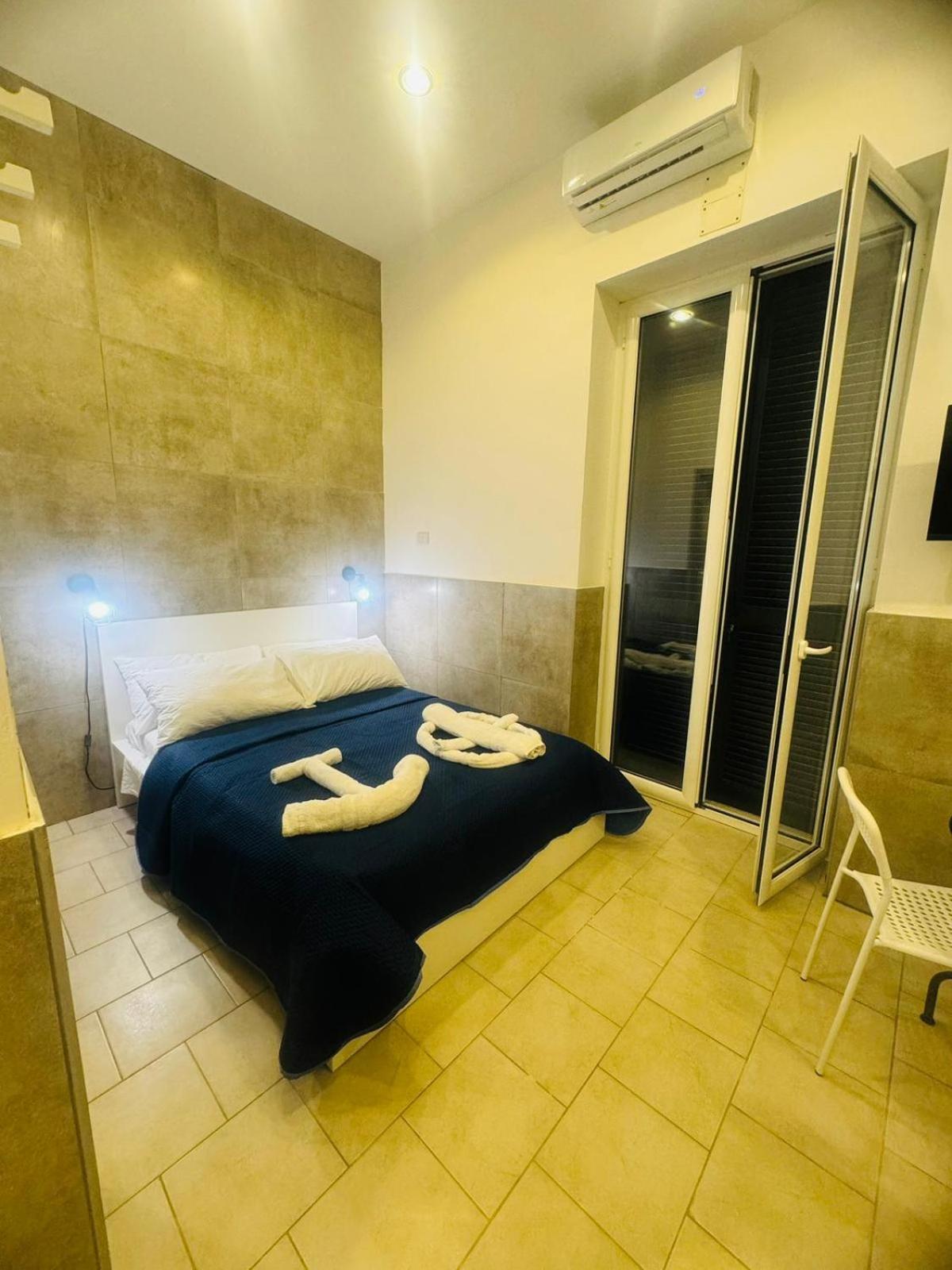 Terrazza Miracoli Napoli Aparthotel Ngoại thất bức ảnh