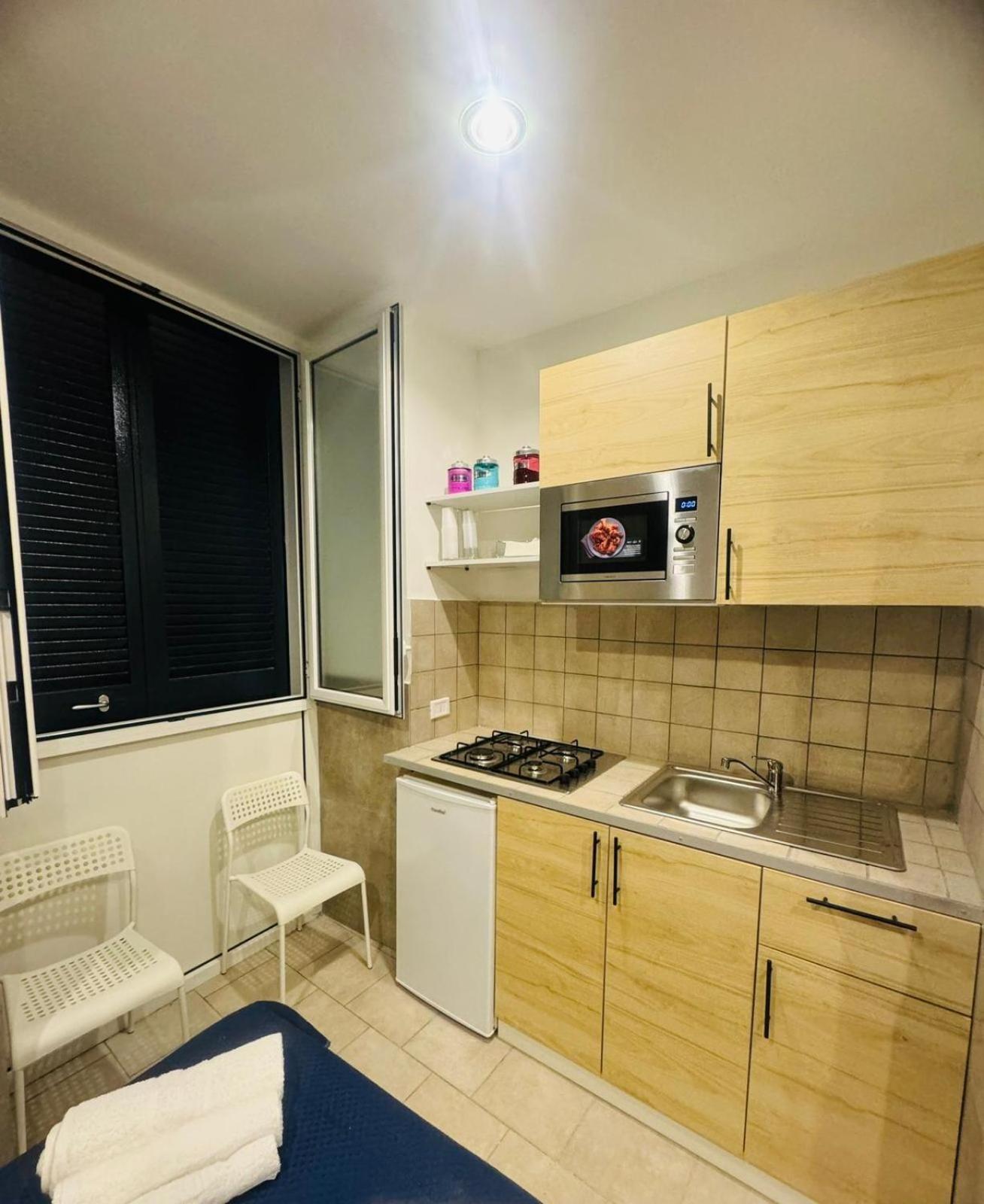 Terrazza Miracoli Napoli Aparthotel Ngoại thất bức ảnh