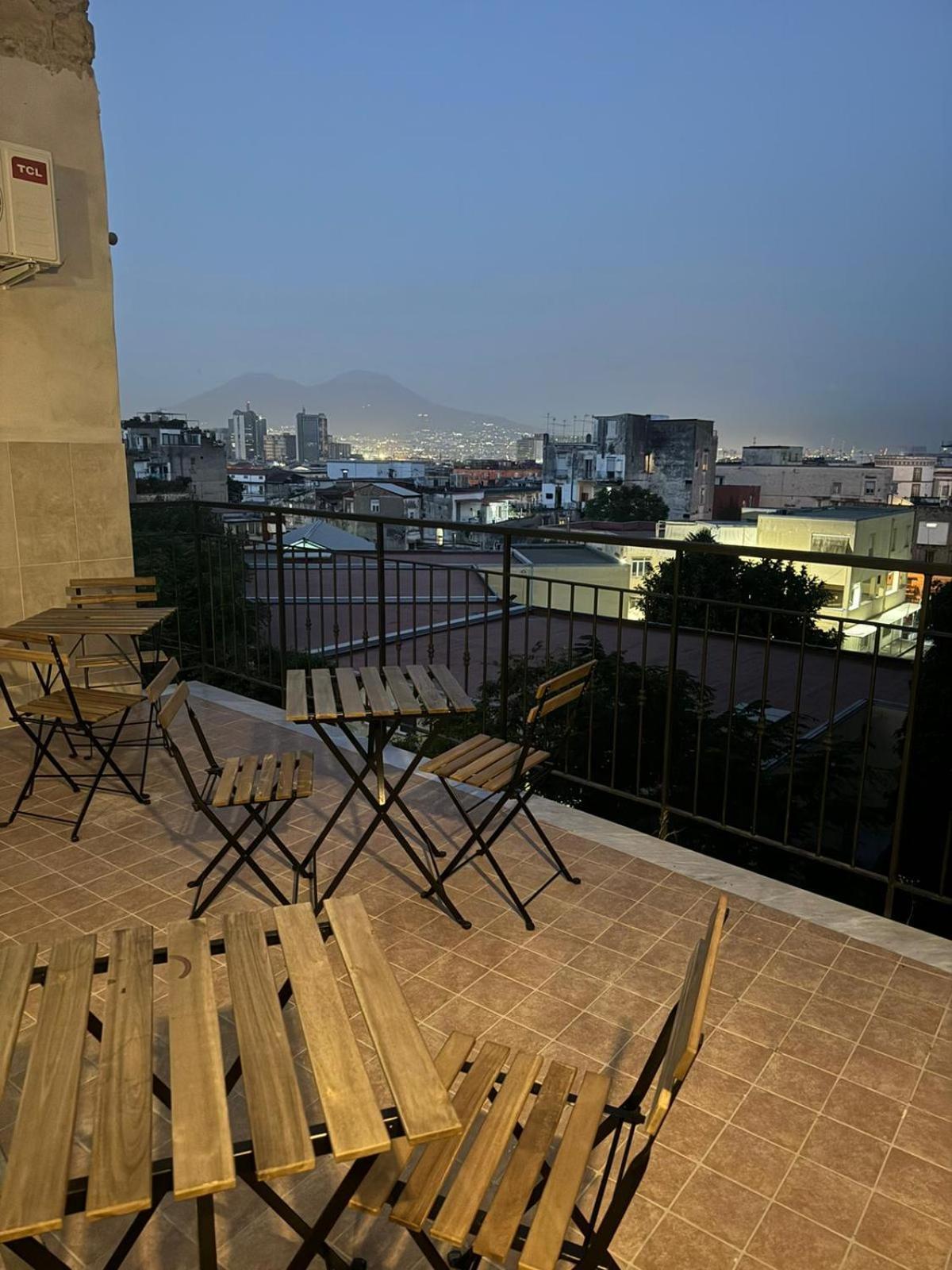 Terrazza Miracoli Napoli Aparthotel Ngoại thất bức ảnh