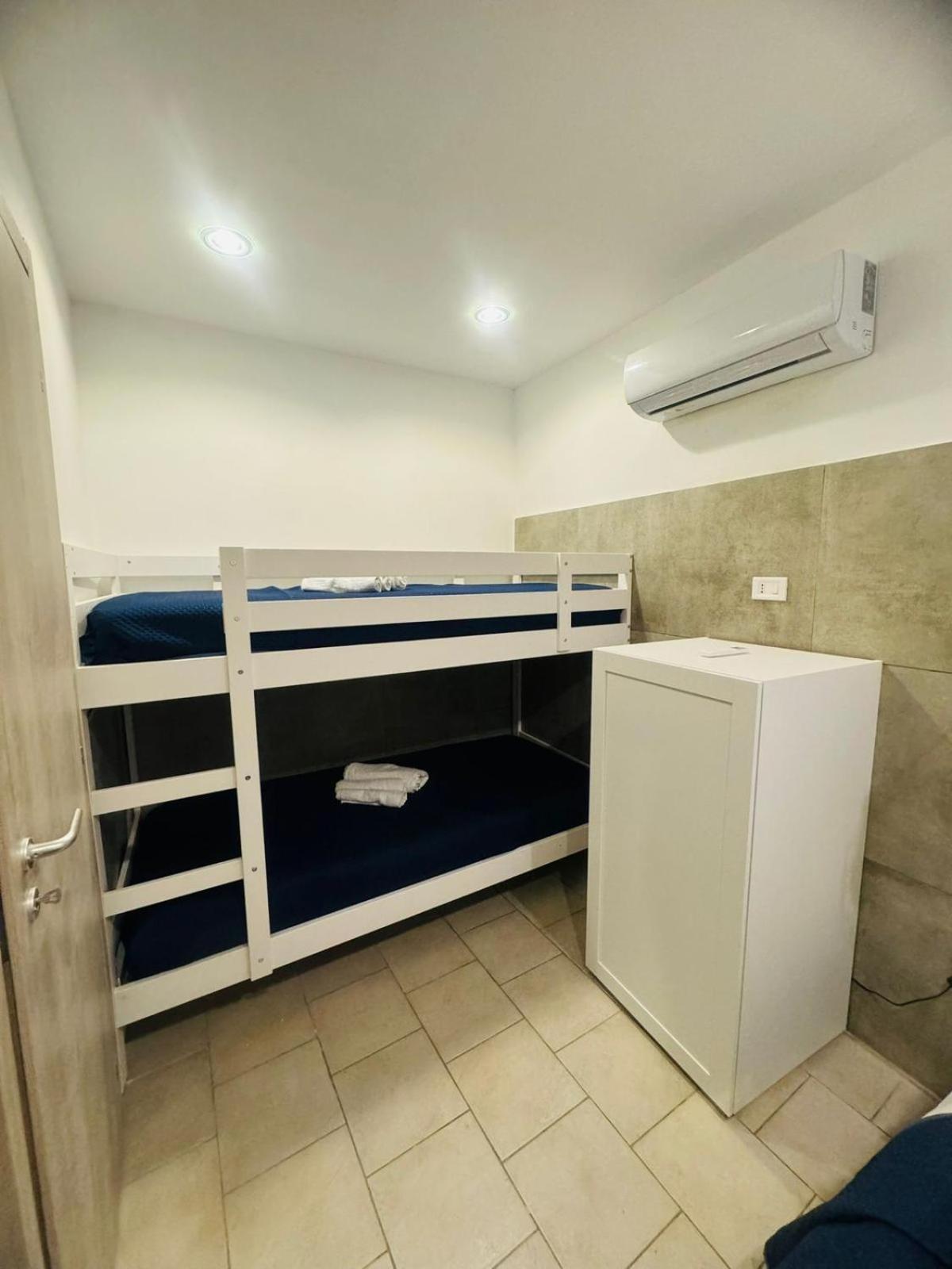 Terrazza Miracoli Napoli Aparthotel Ngoại thất bức ảnh