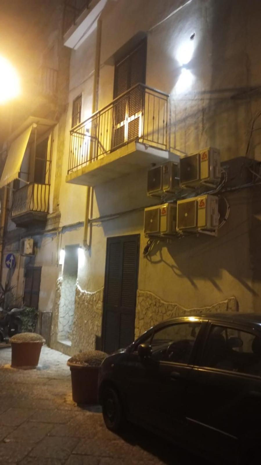 Terrazza Miracoli Napoli Aparthotel Ngoại thất bức ảnh